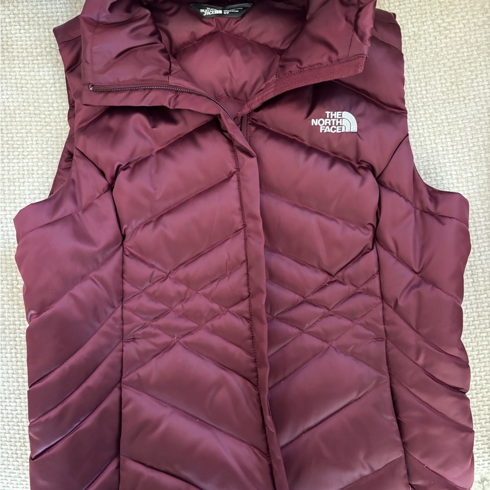 The North Face Women's Maroon Quilted Vest